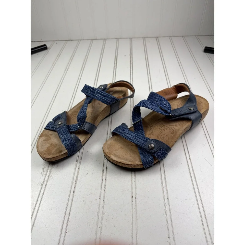 Taos Trulie Navy Leather Strappy Hook & Loop Wedge Sandals Women's Size 37 6-6.5